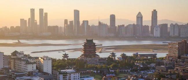 中部黑马罕见反超 能否再进位 江西再挑战陕西