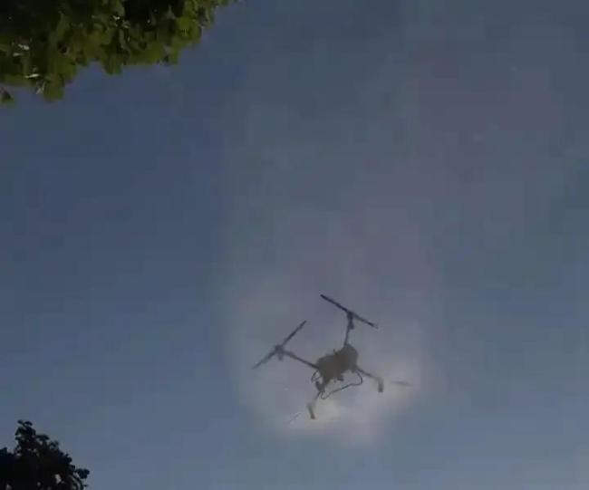 景区通报游客称遭无人机喷药 监管漏洞致歉改进