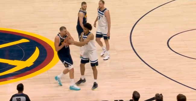 拒绝出局！约基奇垃圾时间玩弄对手 掘金逆转概率大增