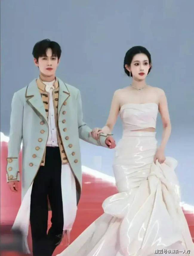 孟子义李昀锐奔跑吧错开录制 CP正式BE