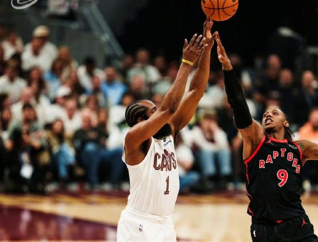 哈登季后赛得分破4000分 里程碑之夜助队逆转