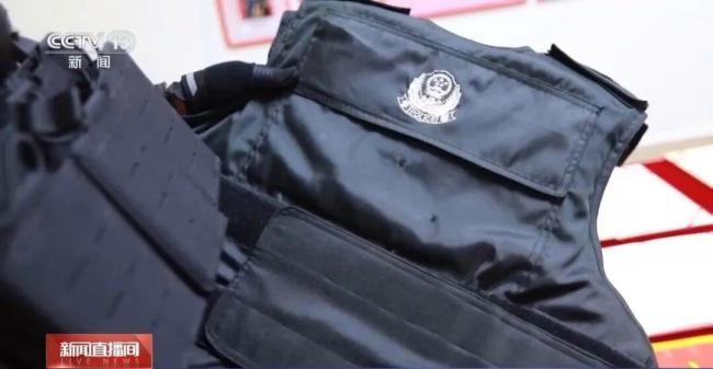 揭秘云豹突击队反恐惊险一刻 生死瞬间的冷静与果敢