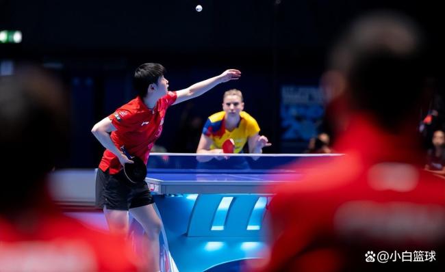 孙颖莎3-0取世乒赛开门红 国乒女团完胜罗马尼亚