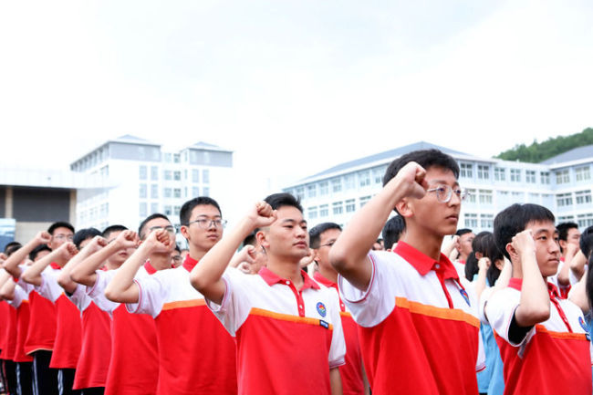 习近平总书记关切事|青春追梦 奋斗圆梦