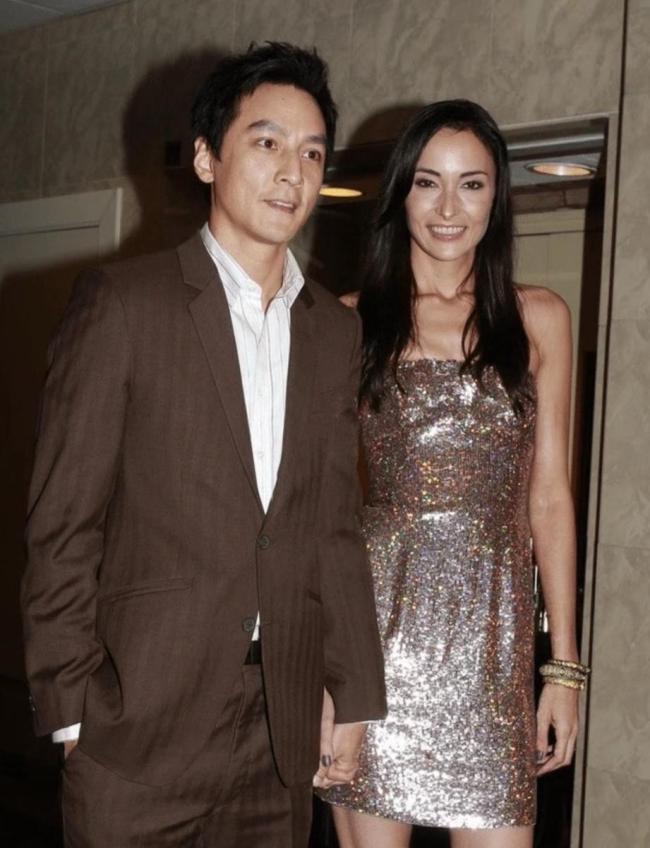 吴彦祖48岁超模妻子宣布复出 重返时尚界