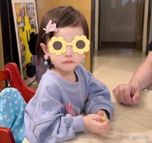 王灿回应女儿烫发 真诚道歉获理解
