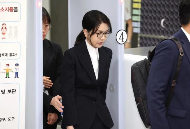 金建希案二审法官遗书内容曝光 法官疑似坠亡
