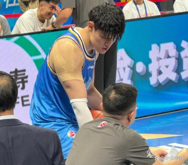 北京16记三分射穿广东总分1-0！曾凡博23分引替补4人上双 京粤大战精彩纷呈