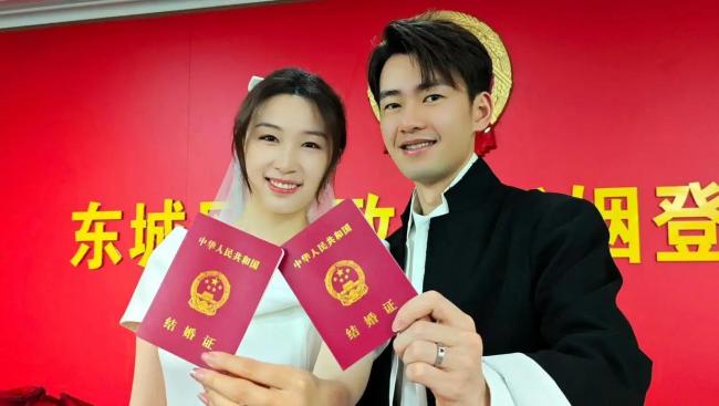 “国乒女神”钱天一退役！获70万安置费 今年刚与羽毛球国手王昶结婚 自主择业开启新生活