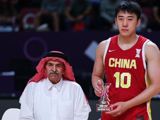 中国男篮新星王俊杰转学麻省大学 冲击NBA关键一步