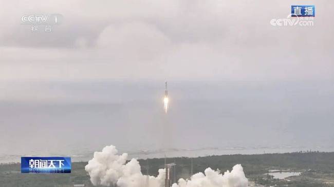 我国打造最强太空快递小哥 天舟十号创纪录奔向太空