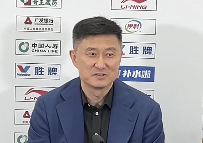 杜锋：拿不了冠军就遗憾么