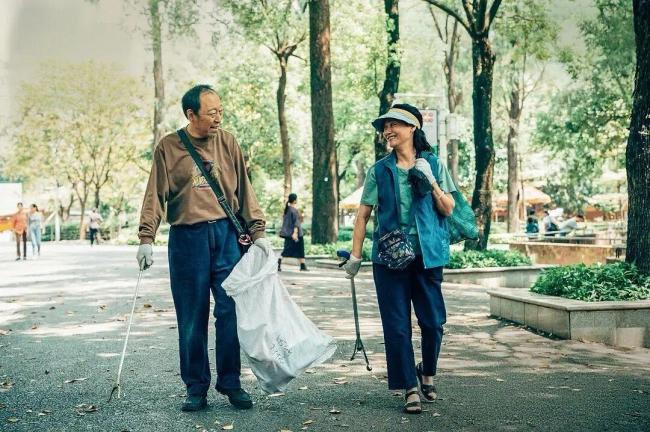 家里被父母捡来的废品塞满了