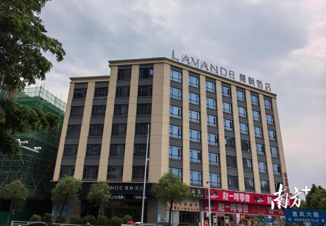 酒店床单真的一客一换？记者暗访 实测结果令人担忧