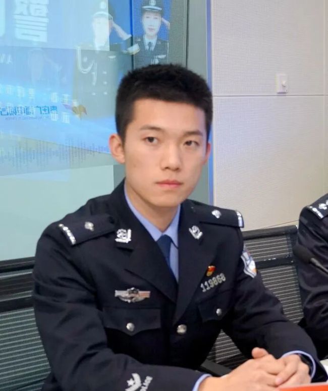 26岁民警因白血病离世 妹妹发声