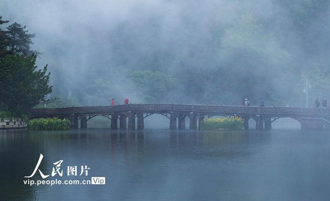 江西廬山：云海景觀美如畫