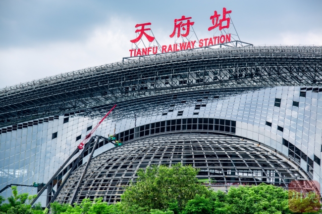 “凤凰展翅” 成型 天府站建设加速 雏形已现