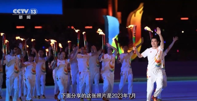 兩度叩問蒼穹 航天員葉光富分享逐夢太空難忘瞬間