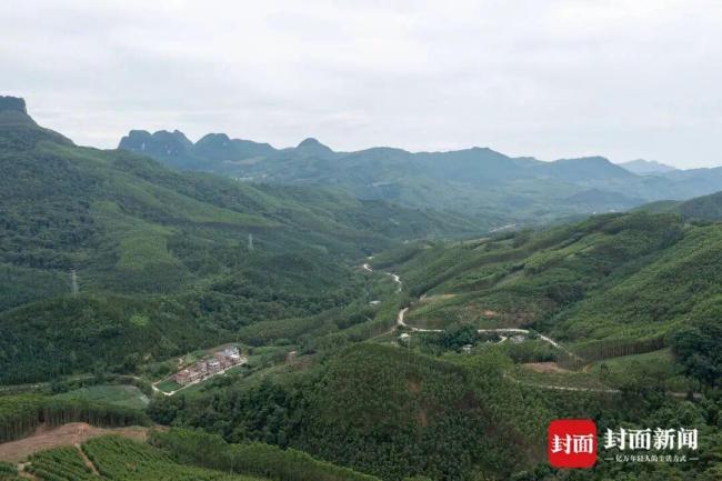 實(shí)探廣西皮卡車(chē)墜河事故事發(fā)漫水橋 10人遇難背后的隱憂(yōu)