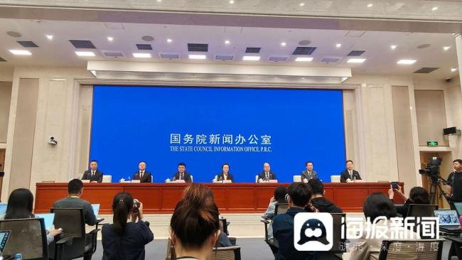 官方:大力推进全民参保计划