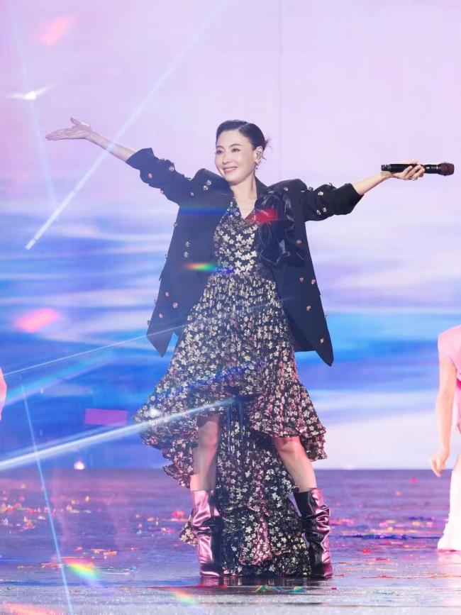 张柏芝宣告回归乐坛 重启音乐频道