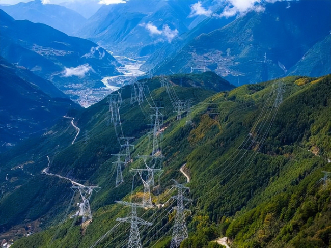印度熱浪停電后民眾對中國電網驚嘆 差距顯而易見