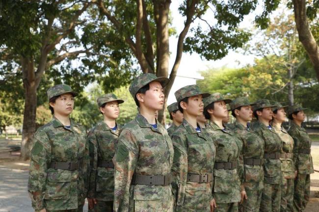 當(dāng)兵前后的真實對比 青春蛻變見證成長