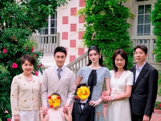 奚梦瑶婚礼欢迎晚宴好隆重，佩戴珠宝总重量超100克，预估总价值近4900万 七年爱情终圆满