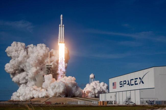 SpaceX擬每股135美元