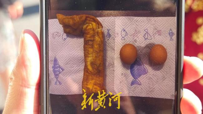 姥姥的高考早餐寓意700分 旗袍姥姥送考寄望高分