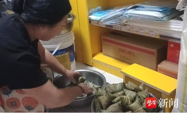 宿遷“粽娘”一天能包上千個粽子 母愛與手藝的傳承
