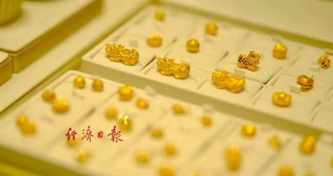 國際金價連續(xù)大跌 美元走強(qiáng)影響顯著