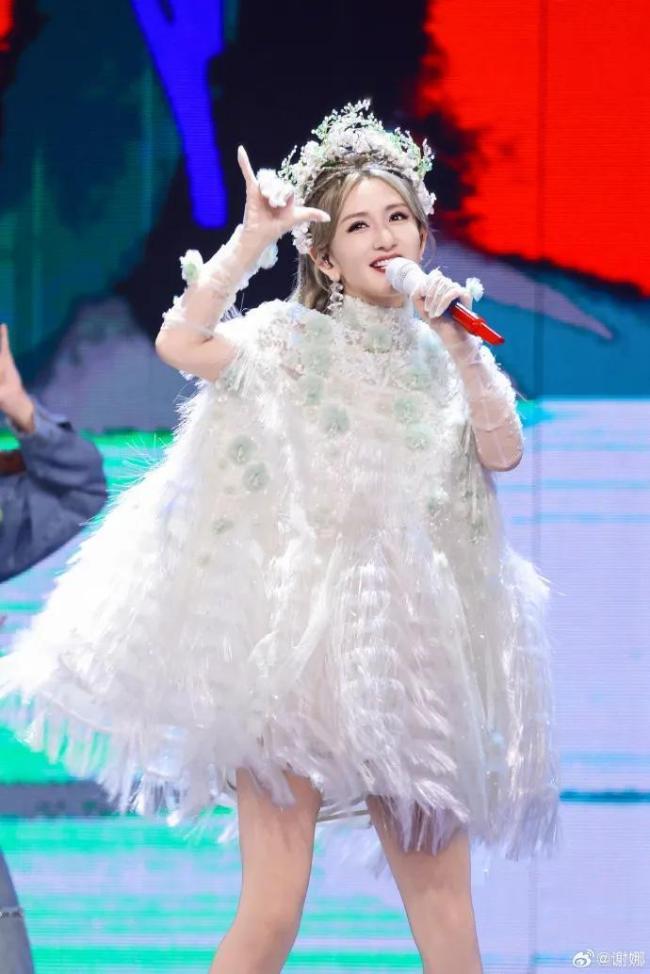 謝娜北京演唱會(huì)售罄 引發(fā)跨界演出熱議