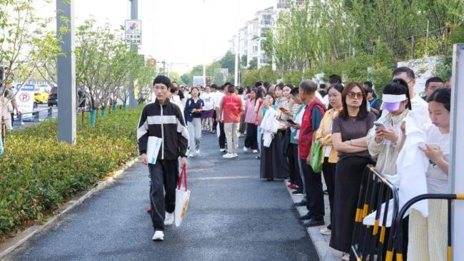 合肥中考：全“城”相伴 温情护航少年梦