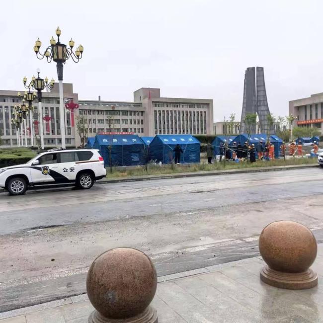 探访青海海西州大柴旦震区安置点