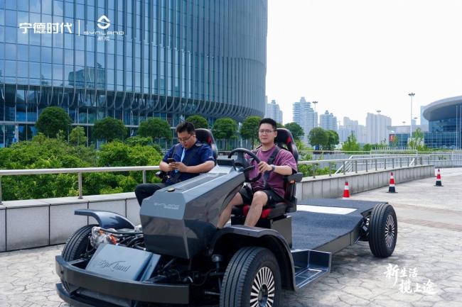 宁德时代发布全新底盘产品 专为新能源房车设计