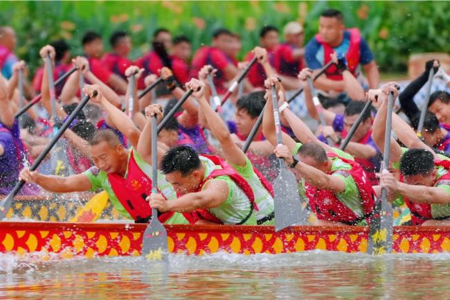 “百姓提案”带来广州龙舟超级联赛 从端午划向全年