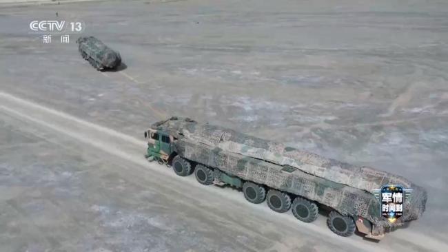 东风-17实战演练能看出什么 展现火箭军高实战标准