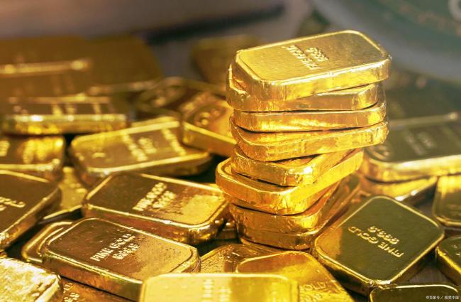 暴跌砸出的坑是黄金坑吗 金价探底引发抄底争议