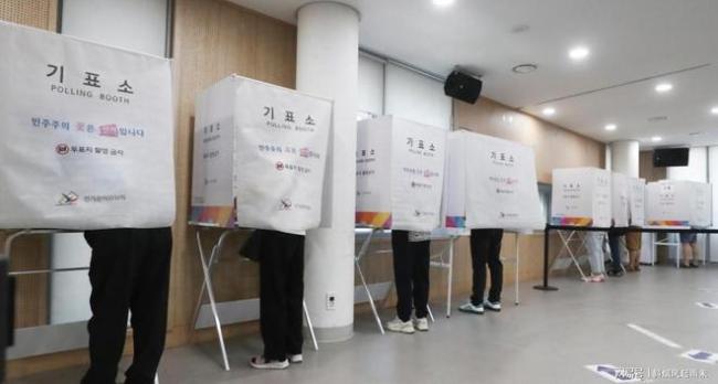 李在明支持率倒挂？股市大涨 民众不满加剧