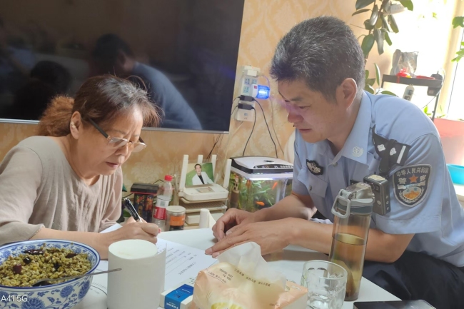 牺牲民警张义文倒在女儿高考前1个月 用生命守护平安