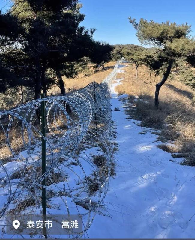 天下第一山何至于被如此“圈禁” 管理应有度