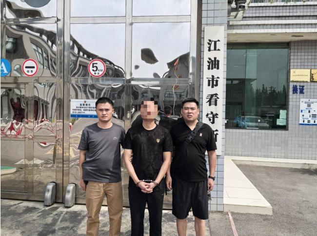 大爷4万现金被盗警方查获5万 嫌疑人流窜作案被刑拘