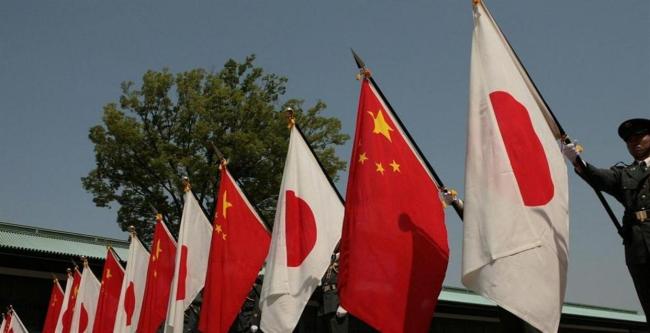 中国7舰横穿日本4大要道有何深意 多点同步施压