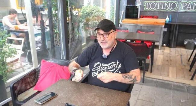 意大利老板在上海卖帕尼尼