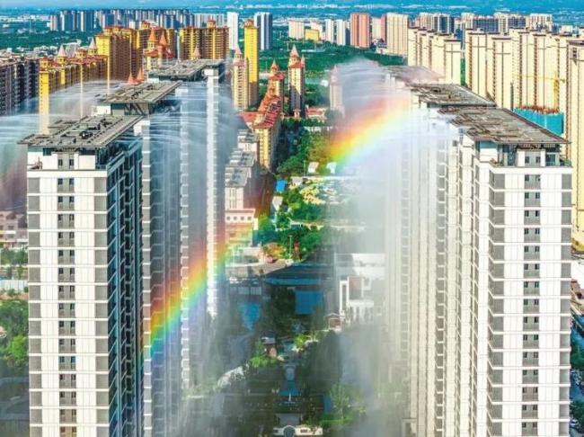 山西运城“屋顶雨”:地面直降12℃