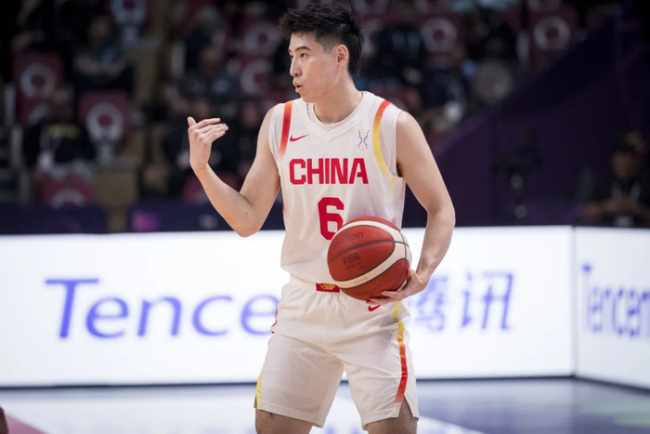 中国男篮晋级后换人在即 赵睿和斗牛犬双双回归?调整后卫线迎战强敌