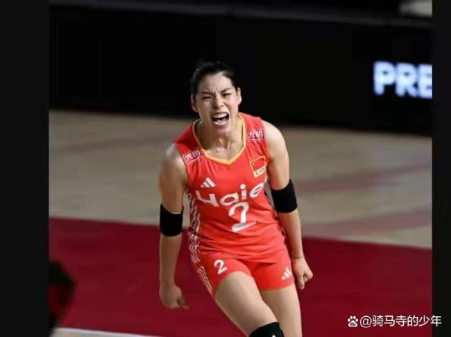 焦点大战!中国女排vs加拿大,唐欣或重回主攻,庄宇珊攻防关键