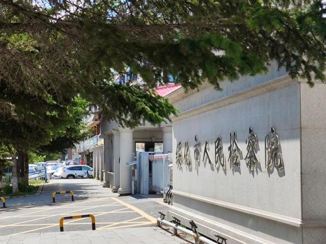 男子追凶28年偶遇杀父仇人 结果证据缺失 正义之路再陷僵局