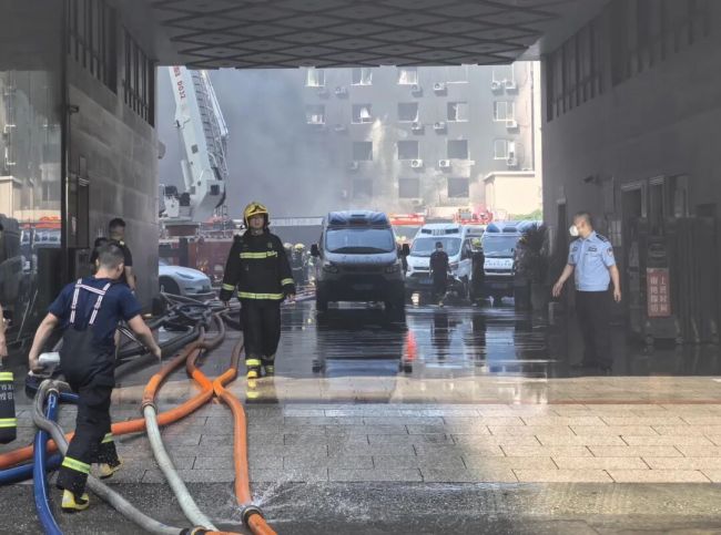 福建火灾发生时鞋厂内共有239人 28人不幸遇难